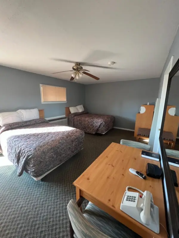 Western Motel 7