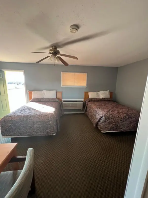 Western Motel 8